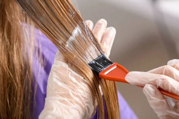 Color hair extensions safely