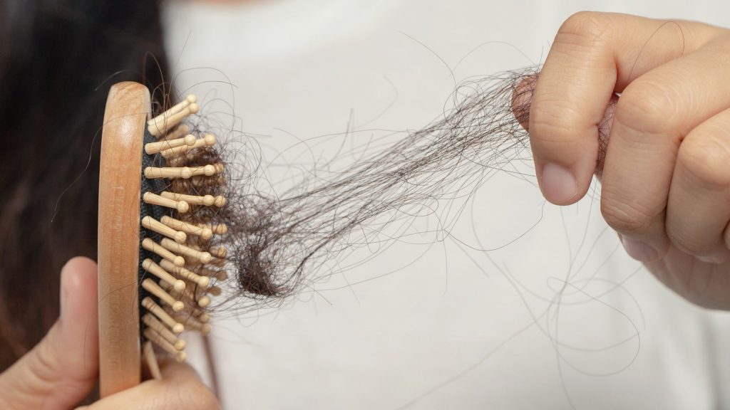 How to know fake bone straight hair: Hair shedding