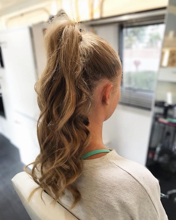 High ponytail