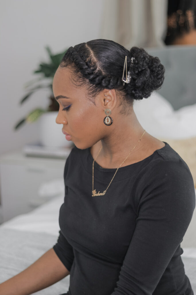 Low flat twists with accessories