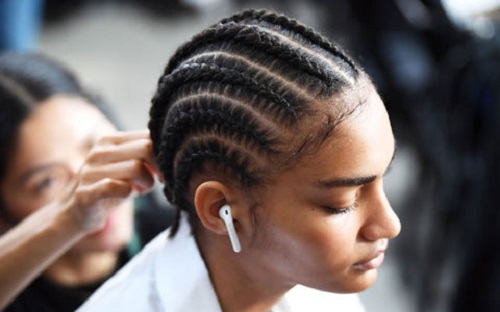 Make cornrow braids