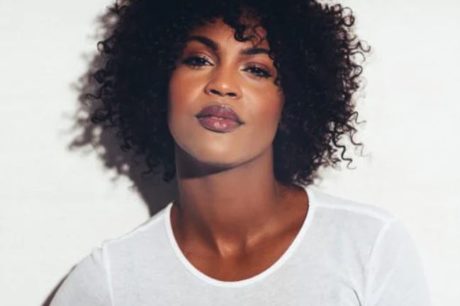 Short curly weave styles