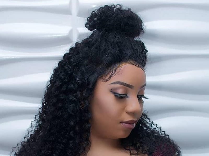 Top knot curly weave